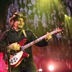 Jeff Tweedy at Wilco's sold-out show at the San Jose Civic Saturday. Photo: Jennifer Andersen