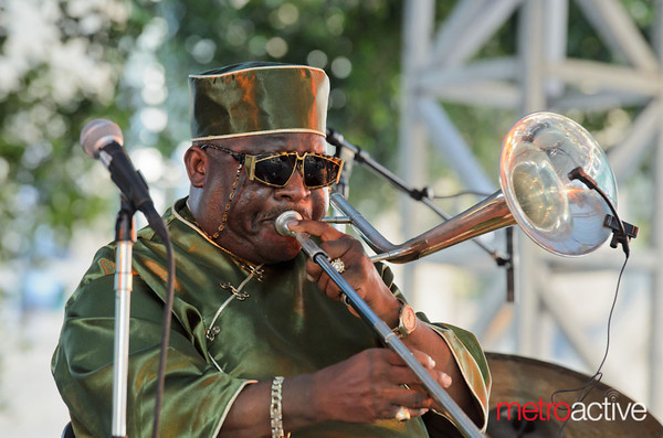 20120811-DSC3261-M