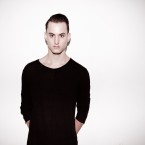 Merging old-school DJ techniques with a modern sound, MAKJ stands out