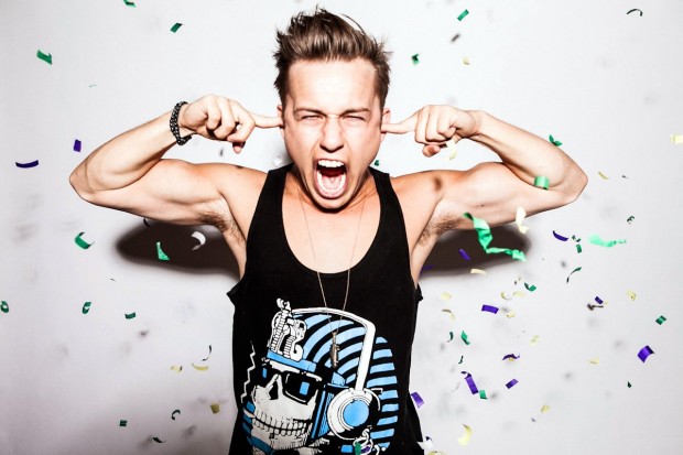 TOTALLY DUDE: Party Favor throws down like a rock star at Pure.