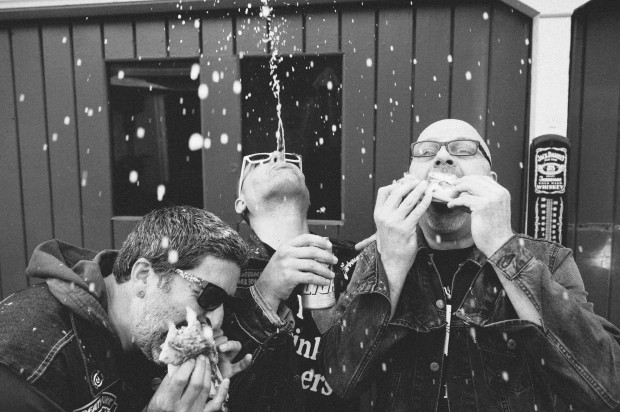 MANAK EPISODE: San Jose's own Jonny Manak rock the Caravan with Bay Area expats the English Language.