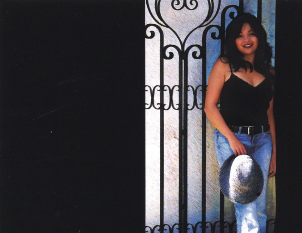 BLUE BLOOD: Powerful Bay Area blues singer Lara Price brings it all to Club Fox.