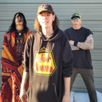 DESERT ROCK: Lazer Beam is here to bombard you with their rock