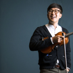 STRING THEORY Portland’s Joe Kye creates huge sounds from his lone instrument. Photo Credit: Jason Sinn
